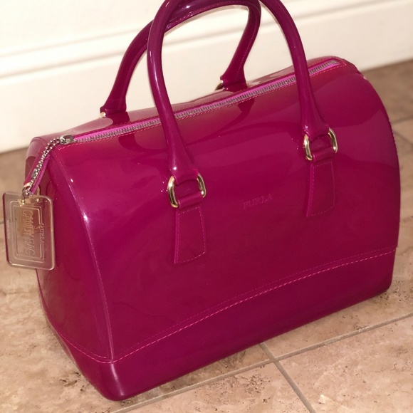 Handbag - Picture 2 of 3